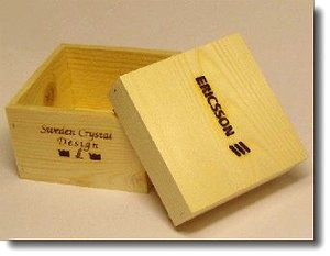 Alt 1 A: Inbränd logotyp & text m Laser på träschatull order om 1-4 träschatull
